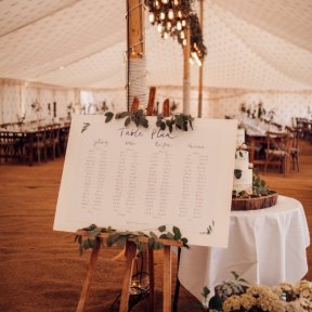 Table plan easel and cake table - DP Marquees Ltd
