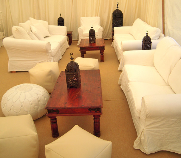 cushions and pouffes 010 - dp marquees